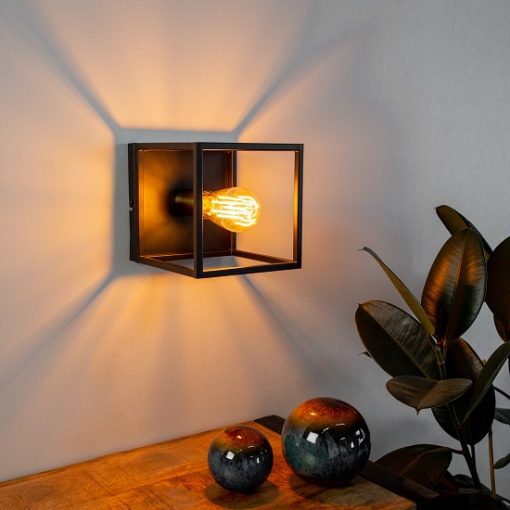 Industriele wandlamp vierkant metaal