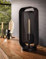 Moderne-metalen-tafellamp