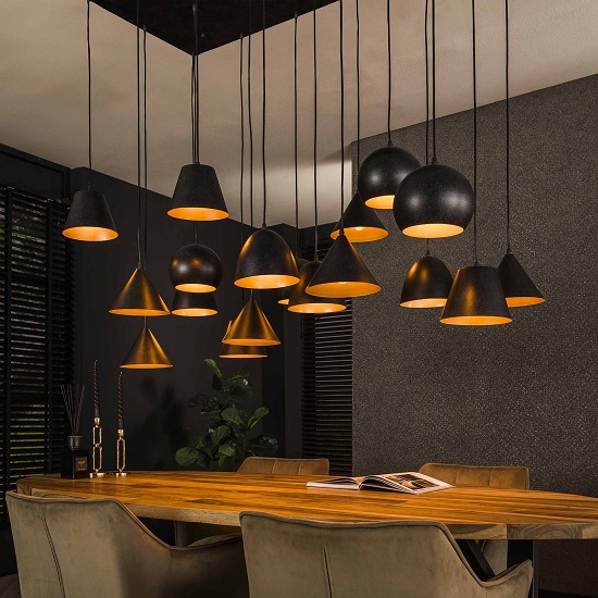 Grote industriële hanglamp met kap