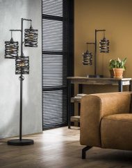 Vloerlamp zwart drie kappen