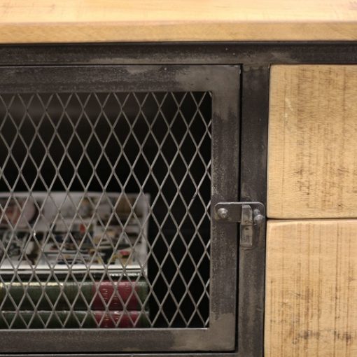Dressoir kast stijlvol wielen