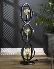 Vloerlamp metaal sfeervol interieur