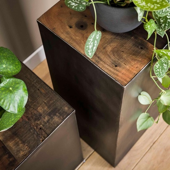 Plantentafel stoer hout industrieel