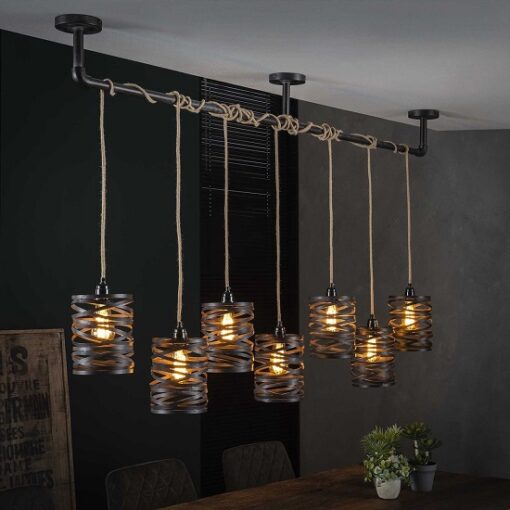 Hanglamp zeven industriëlen kappen