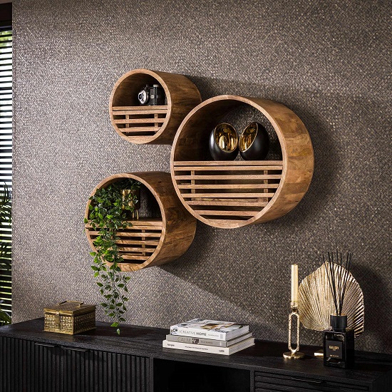 Houten wandrekken rond