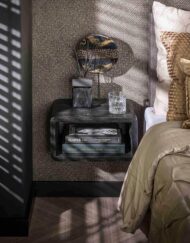 Nachtkastje zwart hout